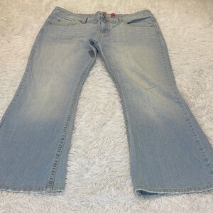 Aeropostale HAILEY Light Blue Flare Jeans WOMENS SIZE 17/18 SHORT